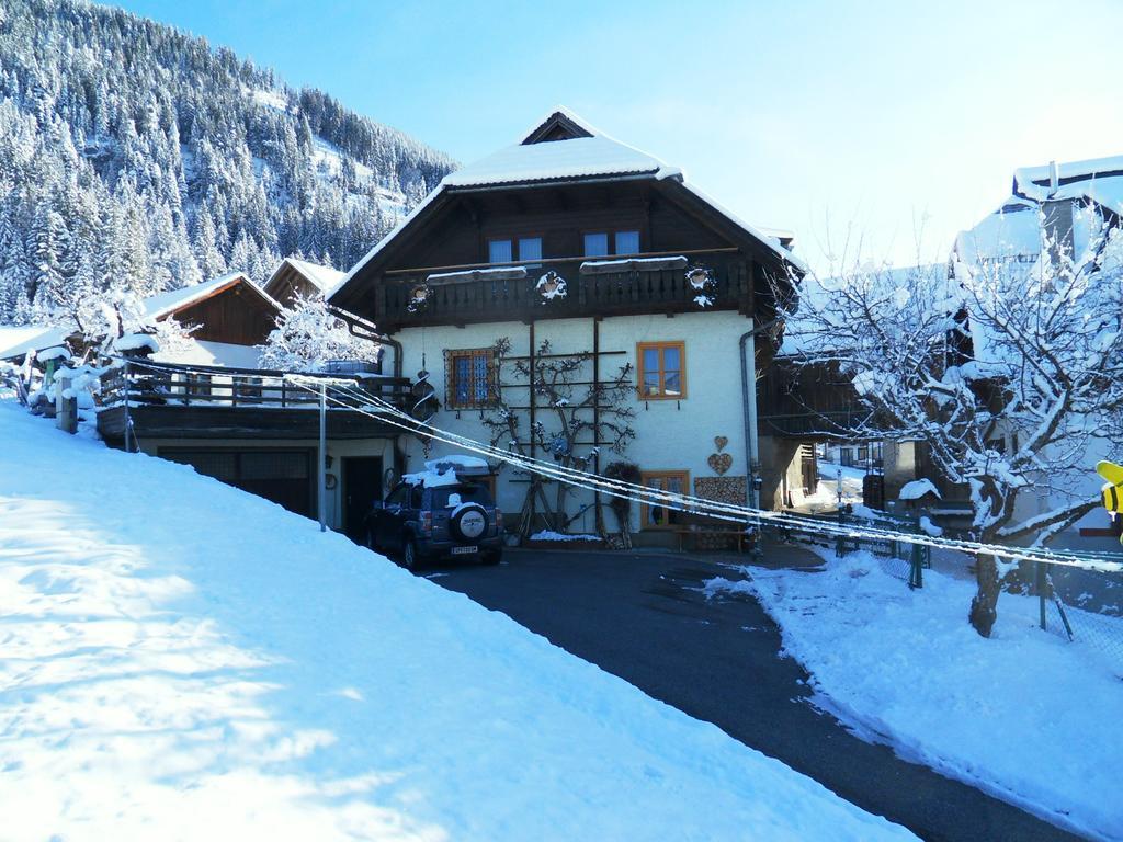 Appartamento Haus Waldblick Weissensee Esterno foto