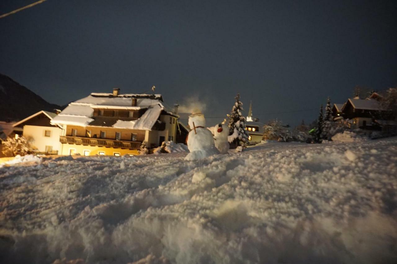 Appartamento Haus Waldblick Weissensee Esterno foto