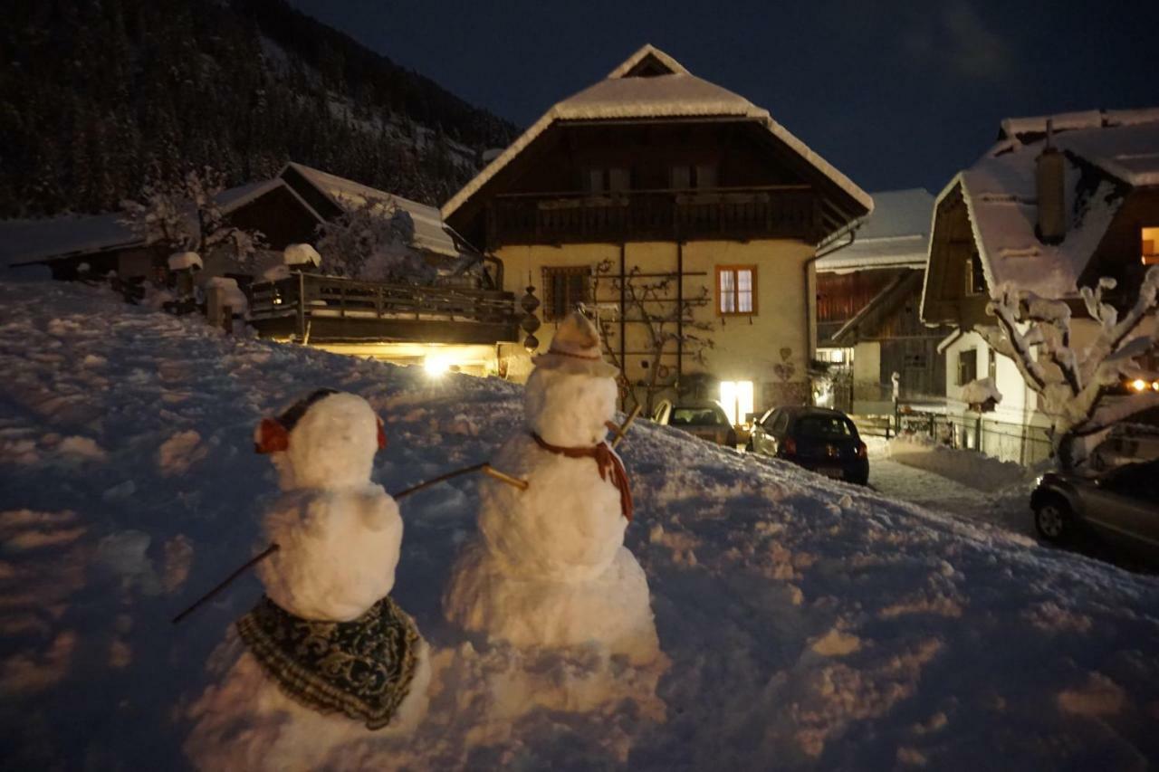 Appartamento Haus Waldblick Weissensee Esterno foto