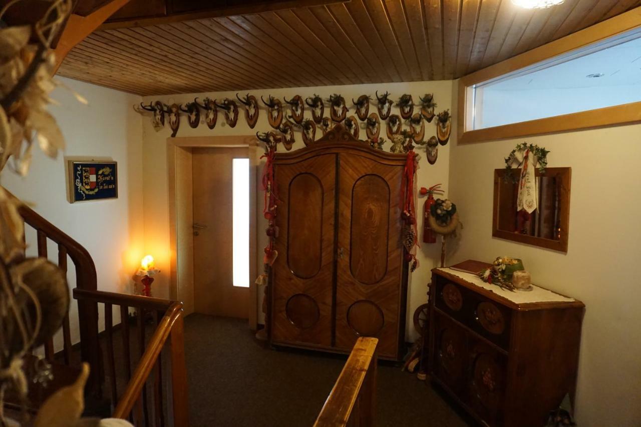 Appartamento Haus Waldblick Weissensee Esterno foto