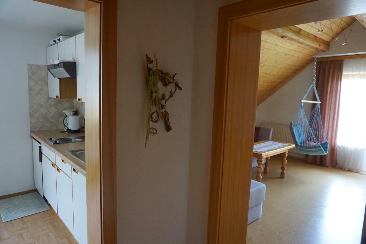 Appartamento Haus Waldblick Weissensee Esterno foto