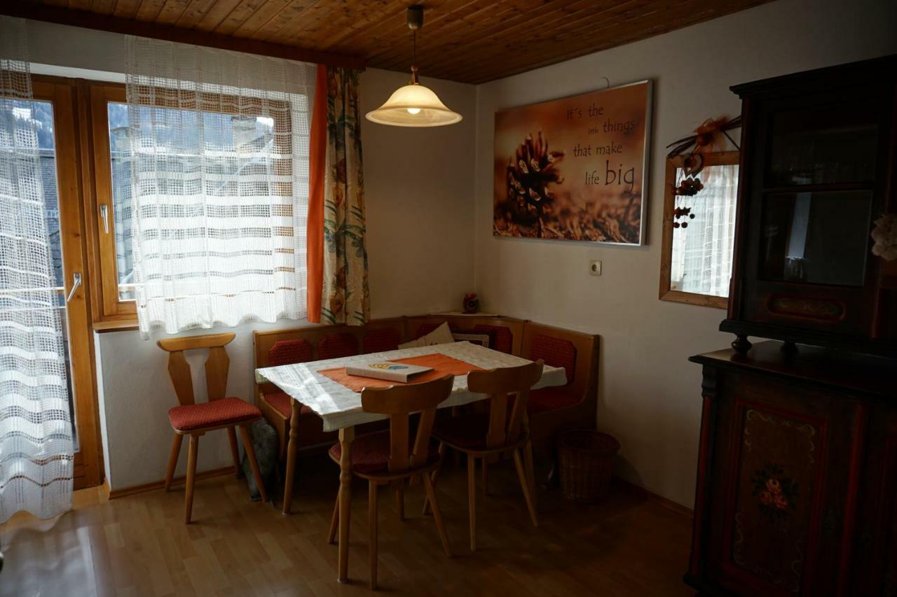 Appartamento Haus Waldblick Weissensee Esterno foto